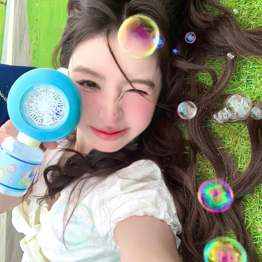 红袍与黑幕